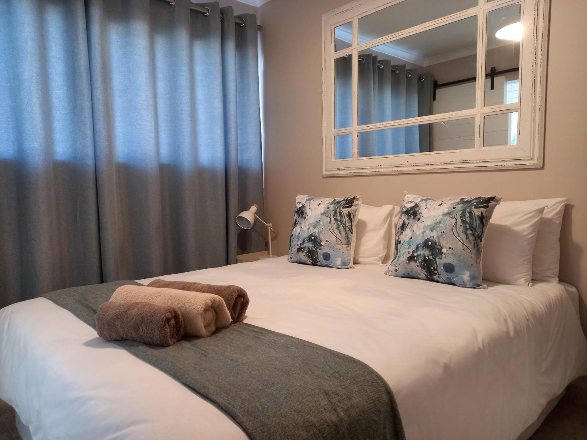 Water'S Edge Apartment Langebaan Bagian luar foto